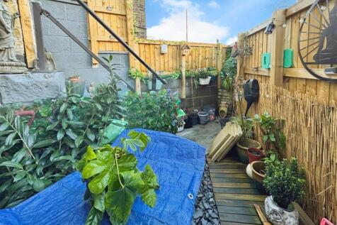 b6a89f1e--46C3-854E-FCE8013A0697-19290-0000071F838