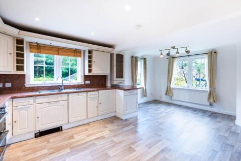 Buchanan Crescent, Livingston, West Lothian, EH54 photo 4