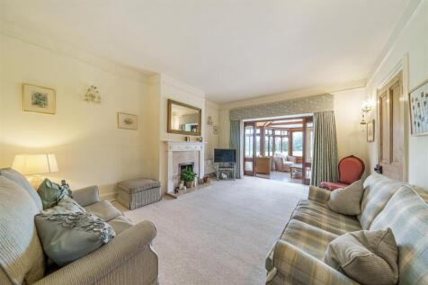 living room.jpg