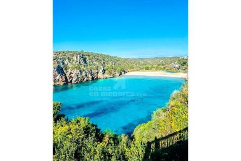 Seaside flat in Cala'n Porter