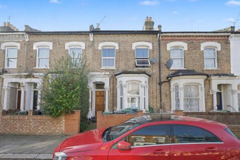Flat A, 15a Elsden Road, Tottenham, London, N17 6RY