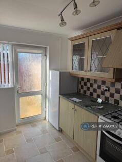 Chepstow Close, Warrington, WA5 photo 5