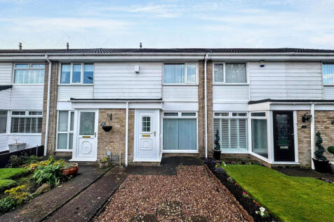 2-bed terraced on Henson Close, Washington, Tyne and Wear, NE38 7RL, £825/mo