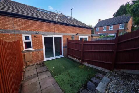 6 Meadow Brook Close
