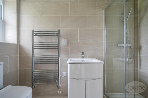 98530803-93fb-4dc...