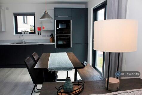 Caledonia Place, Aviemore, PH22 photo 4
