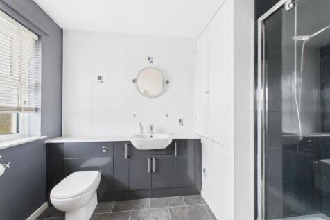 20. CAM04922G0-PR0087-STILL023