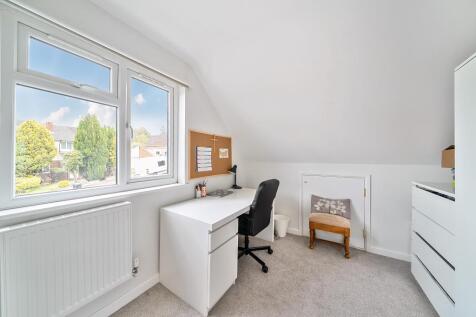 Bedroom / Home Office