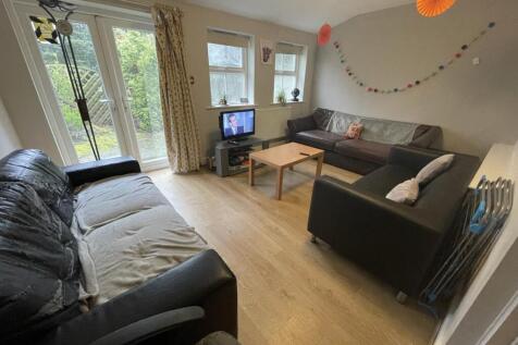Denison Road, Victoria Park, £140pppw photo 3