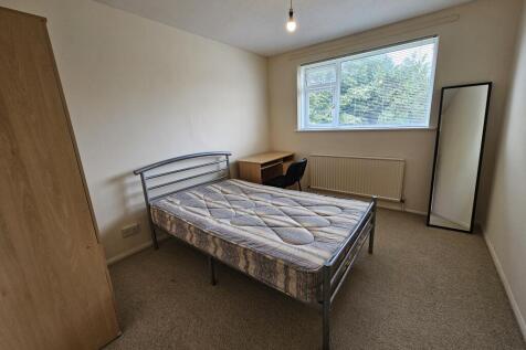4 Comyn Street, Leamington Spa photo 5