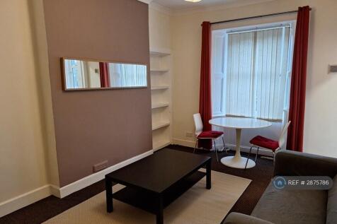 Lounge Showing Dining Area