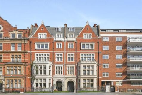 Studio flat on Palace Court, Notting Hill / Paddington, W2, £1,647/mo