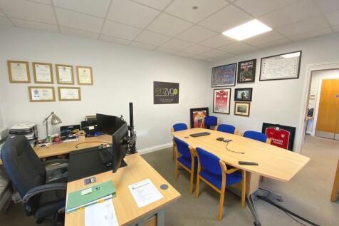 Office to rent Image 4