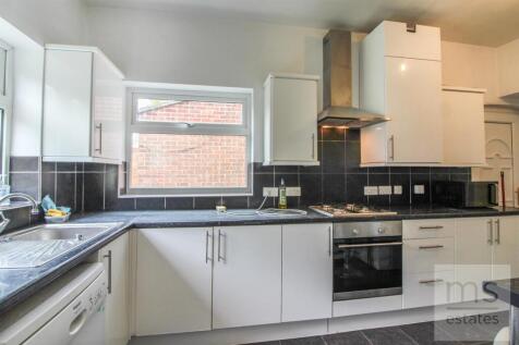 £120pppw Harrington Drive, Lenton, Nottingham photo 4