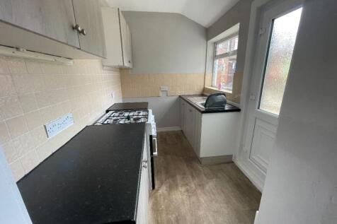 Zetland Street, North Road photo 5