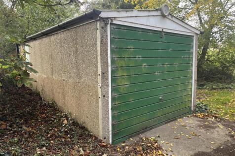 Garage.JPG