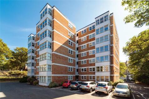 2 Bedroom Flat in BN1 3BL