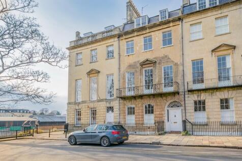 21 Green Park - O...