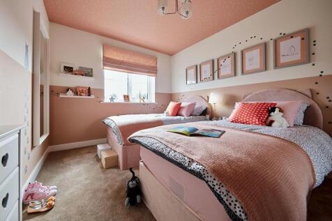 Double room or perfect space for younger children to share