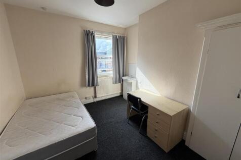 Auckland Avenue, Hull photo 4