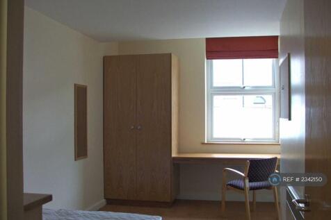 5 Equal Size Bedrooms