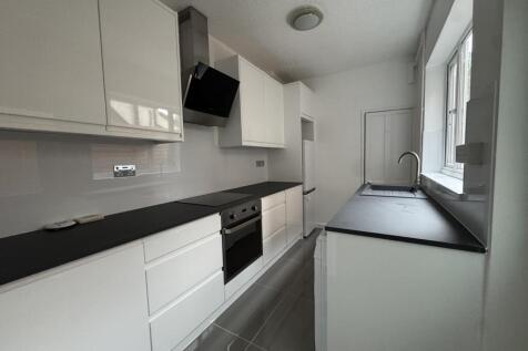 Wyggeston Street, Burton Upon Trent, Staffordshire photo 2