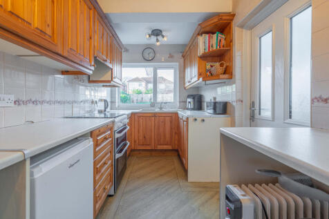 Wainbody Ave South 06442 