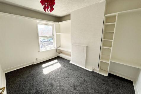 Pye Green Road, Cannock, Staffs, WS11 photo 4