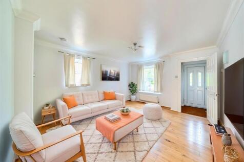 1462920-4-6a03319b4c246 - Living Room - Standard -