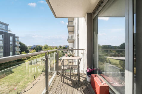 1336942-6-6899c02...