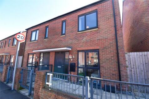 Manchester, M11 - property photo