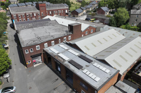 Commercial Property to rent Image 2