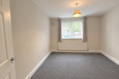 Staindale Court, Nottingham, Nottinghamshire, NG8 photo 3
