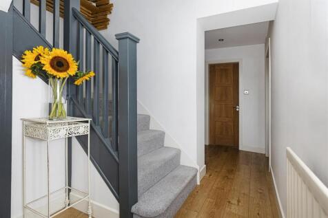 Bramleys Estate Agents - Oakfield Drive - Mirfield