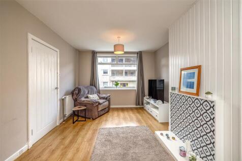 4 Forest Road Galashiels 10.JPG