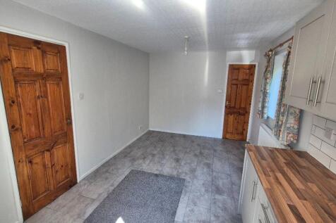 Clift Close, Willenhall photo 4