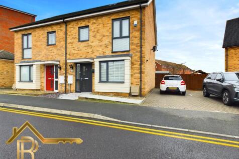 CAM03016G0-PR0029-STILL028