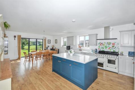 Damson Barn Kitchen Dining Room