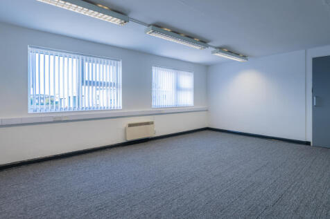 110 Burcott Road, Avonmouth WEB-16.jpg