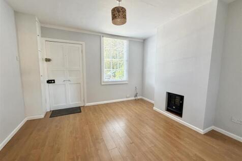 12 Preston Street-8.jpg
