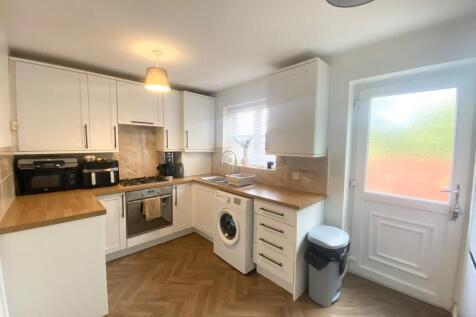 St. James Close, Leeds, LS12 photo 3