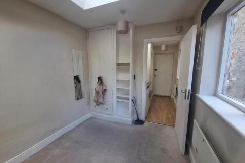 Living/Bedroom