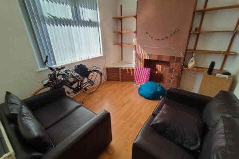 Minny Street, Cathays, Cardiff photo 3