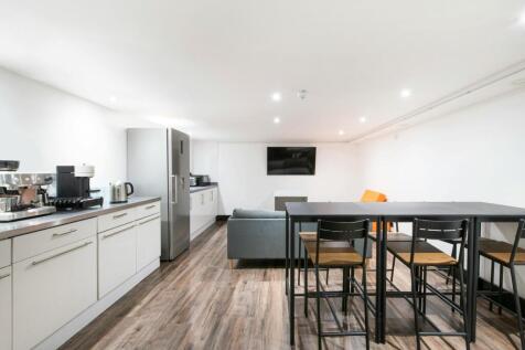 KITCHEN 1.jpg