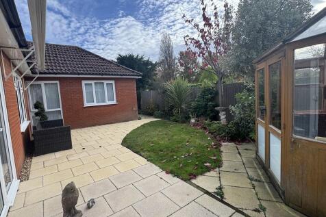 Photo 04-11-2025,...