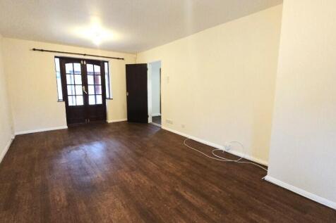 Manor Road, Dagenham, London, RM10 photo 4