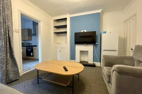 Living Room .jpeg