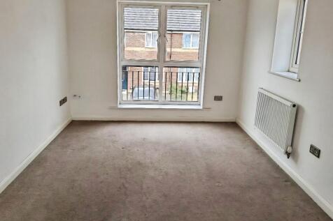 45 Rathbone Crescent, Peterborough, PE3 6DE photo 4