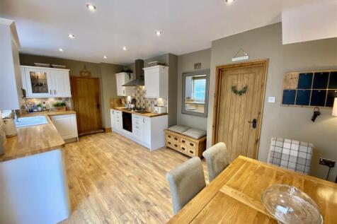 Bramleys Estate Agents - Moor Lane - Gomersal (17)