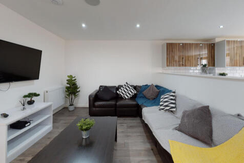 6-bed house on Portman Road, Liverpool, £3,770/mo